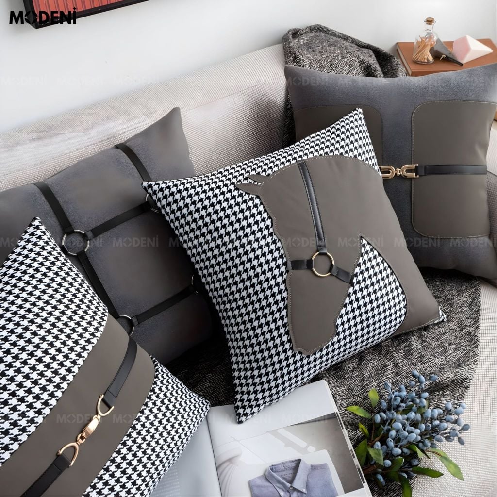 Vỏ Gối Sofa Bind – Da Microfiber Kết Hợp Linen Đính Kèm Khóa Kim Loại Hiện Đại