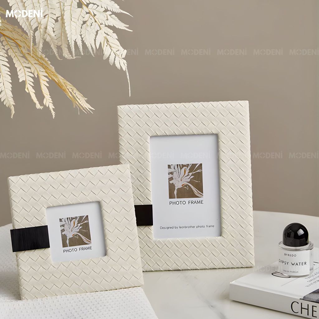 Set Khung Ảnh The Woven Da Phối Kim Loại Cao Cấp Cho Không Gian Decor Hiện Đại