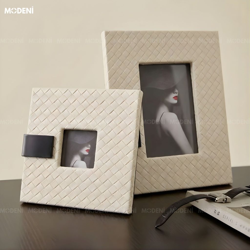 Set Khung Ảnh The Woven Da Phối Kim Loại Cao Cấp Cho Không Gian Decor Hiện Đại