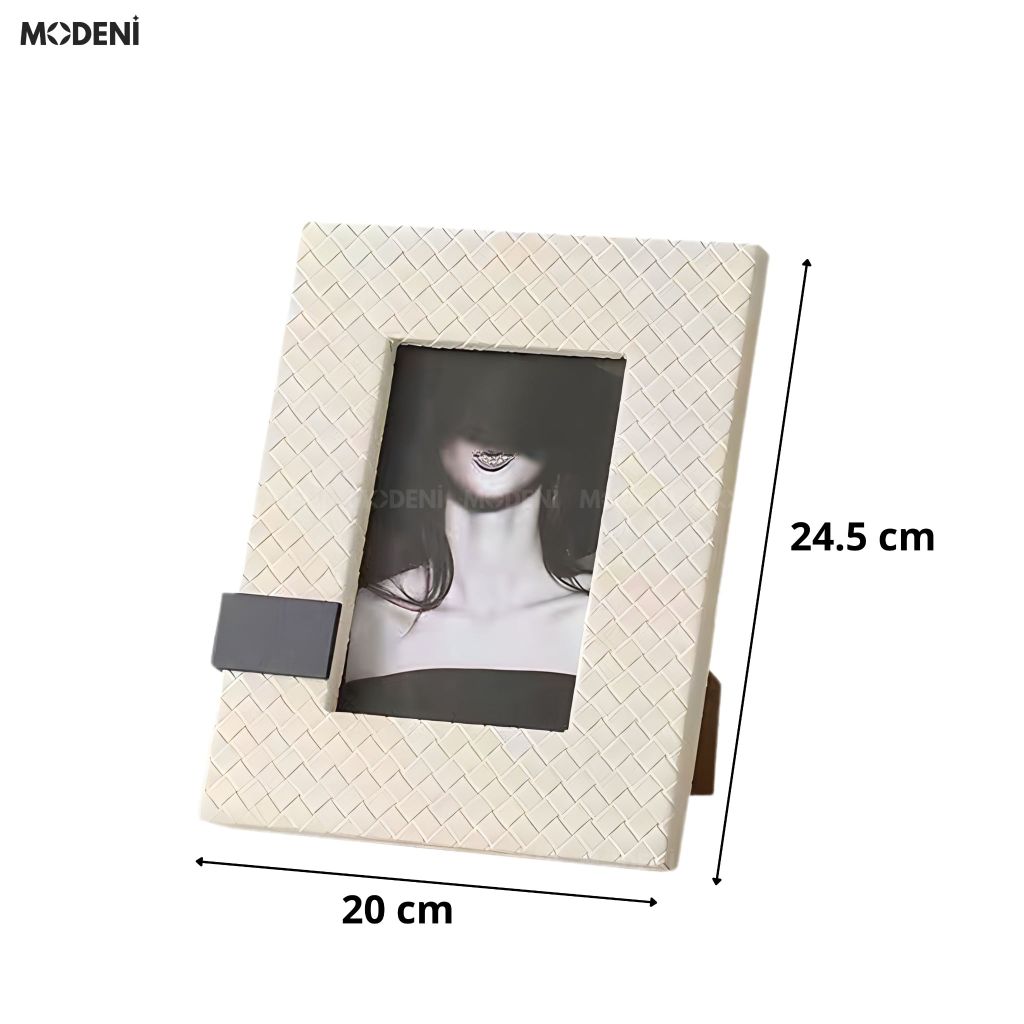 Set Khung Ảnh The Woven Da Phối Kim Loại Cao Cấp Cho Không Gian Decor Hiện Đại