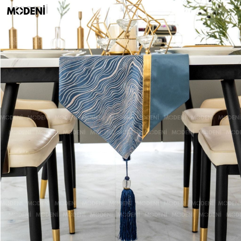 Khăn Bàn Table Runner Blue Flowrous Cao Cấp – Luôn Giữ Form Mượt Mà, Hạn Chế Thấm – Họa Tiết Lá Vân Đá Nghệ Thuật – Dành Cho Không Gian Sống Có Gu