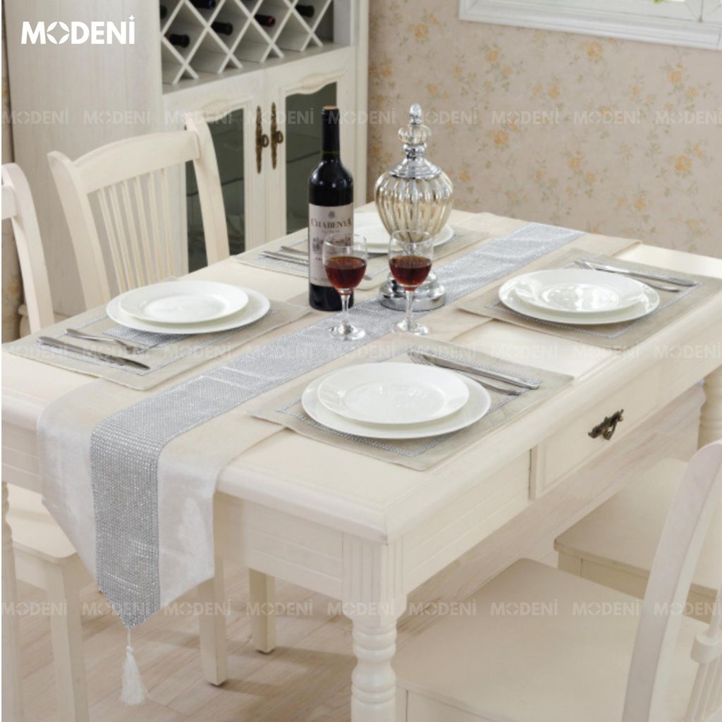 Khăn Trải Bàn Glassy Pha Lê Ánh Bạc Sang Trọng – Table Runner Dài 250cm – Decor Bàn Ăn, Bàn Tiệc, Biệt Thự Hiện Đại