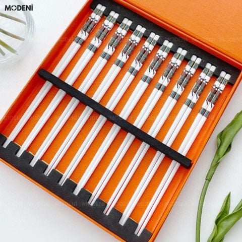  Set Đũa Sứ Golden Chariot Cao Cấp - Quà Tặng Lý Tưởng Cho Bạn Bè Người Thân, Bày Trí Bàn Tiệc Sang Trọng Đẳng Cấp 