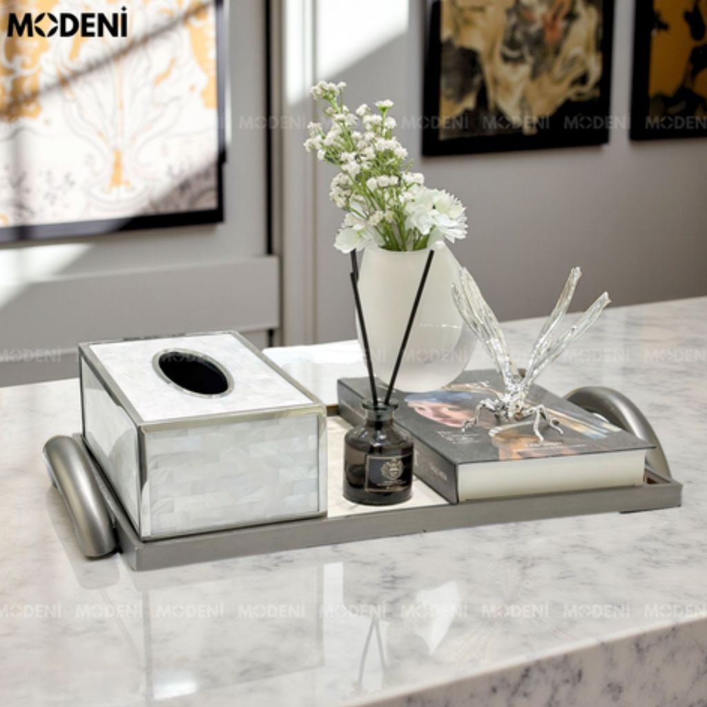 Khay Chữ Nhật Clitus Trắng – Khay Decor Sang Trọng Hiện Đại – Phối Vân Nổi Chống Thấm, Tay Cầm Mạ Kim Sáng Bóng – Phù Hợp Trang Trí Bàn Sofa, Console, Quầy Bar