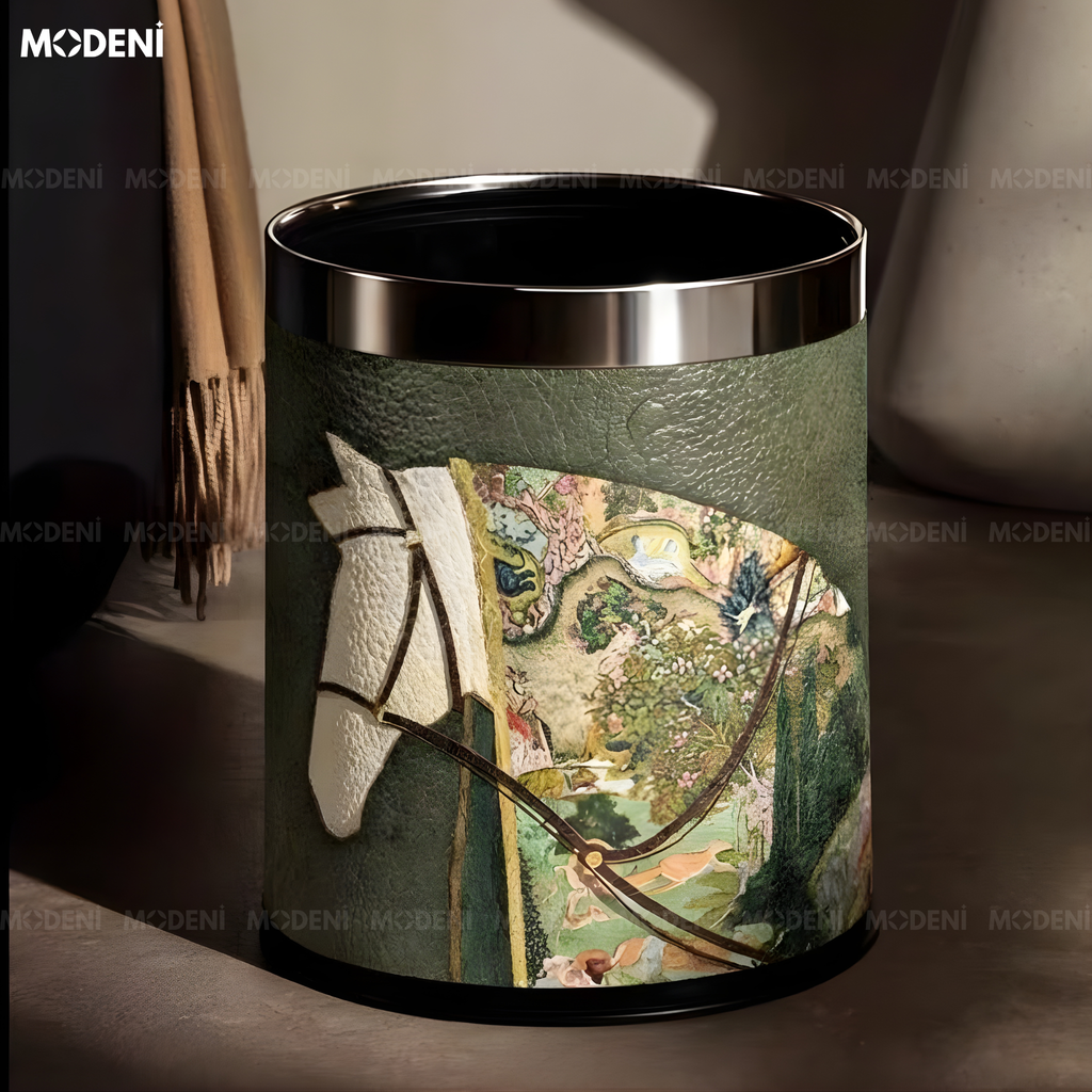 Thùng Rác Monolith Xanh Da Cao Cấp Viền Kim Loại Ánh Bạc Nghệ Thuật Cho Không Gian Sinh Hoạt Sang Trọng