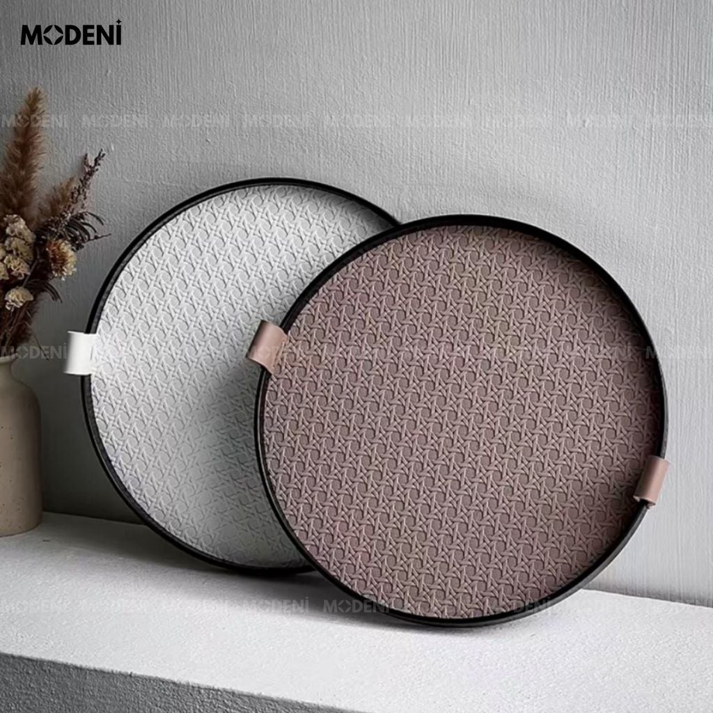 Khay Astrid Tròn Nâu Nhạt – Decor Gọn Nhẹ Hiện Đại – Mặt Da Vân Họa Tiết Nghệ Thuật, Phù Hợp Bàn Sofa, Kệ Tủ Minimal Sang Trọng