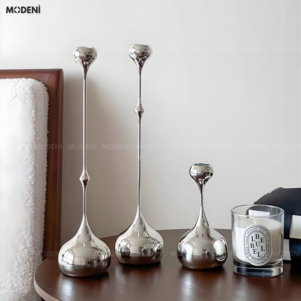 Set 3 Chân Nến Kim Loại Yusla Silver – Chân Nến Trang Trí Cao Cấp – Tôn Vẻ Đẹp Không Gian Hiện Đại – Decor Phòng Khách & Bàn Sofa