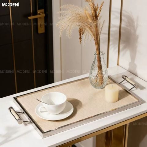 Góc nhìn từ trên xuống Khay Trang Trí Ivory Ellie bề mặt da màu be vân nổi sang trọng.
