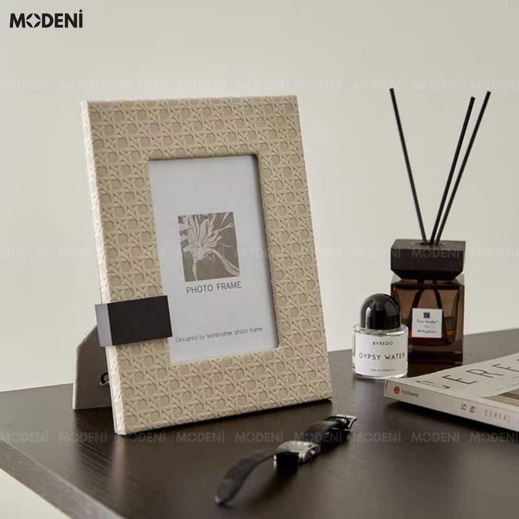 Set Khung Ảnh Remy Be Da Kết Hợp Vải Nhung Cao Cấp Cho Không Gian Hiện Đại Sang Trọng
