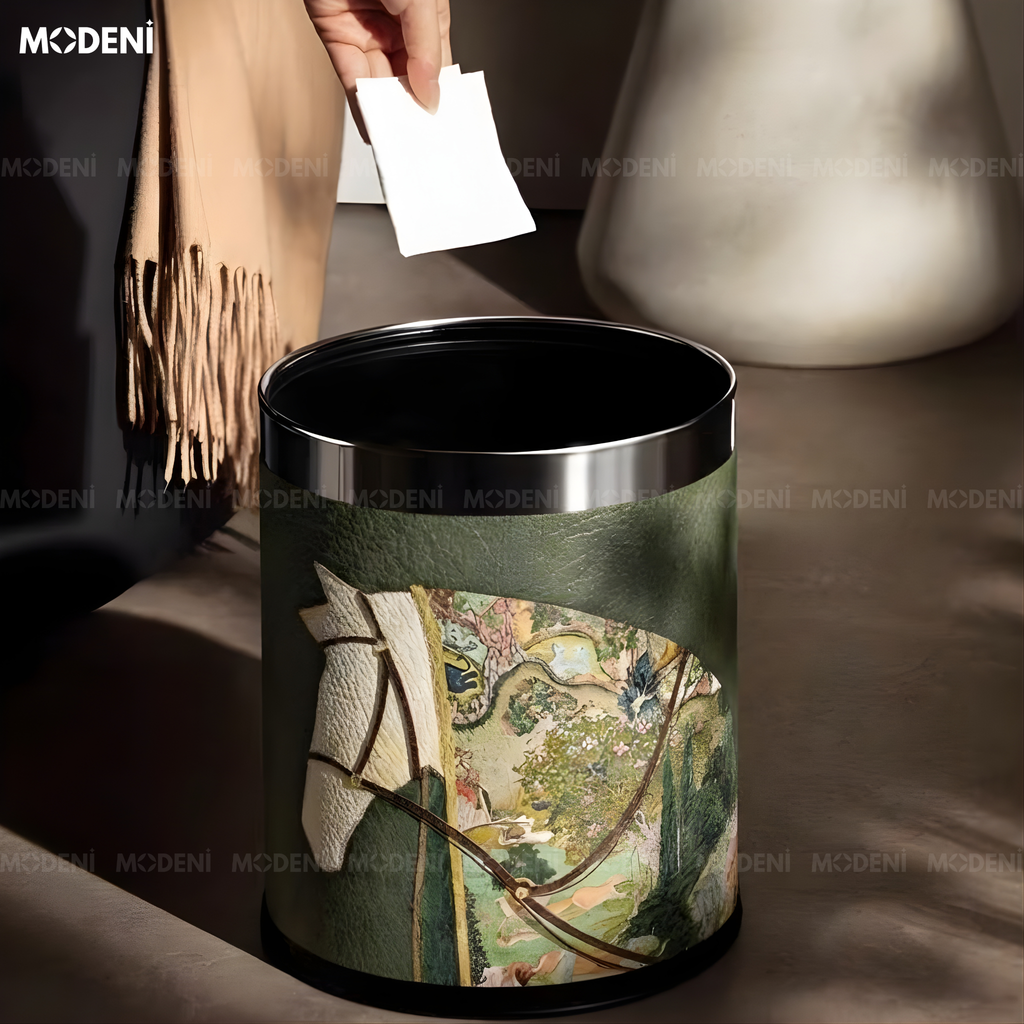 Thùng Rác Monolith Xanh Da Cao Cấp Viền Kim Loại Ánh Bạc Nghệ Thuật Cho Không Gian Sinh Hoạt Sang Trọng