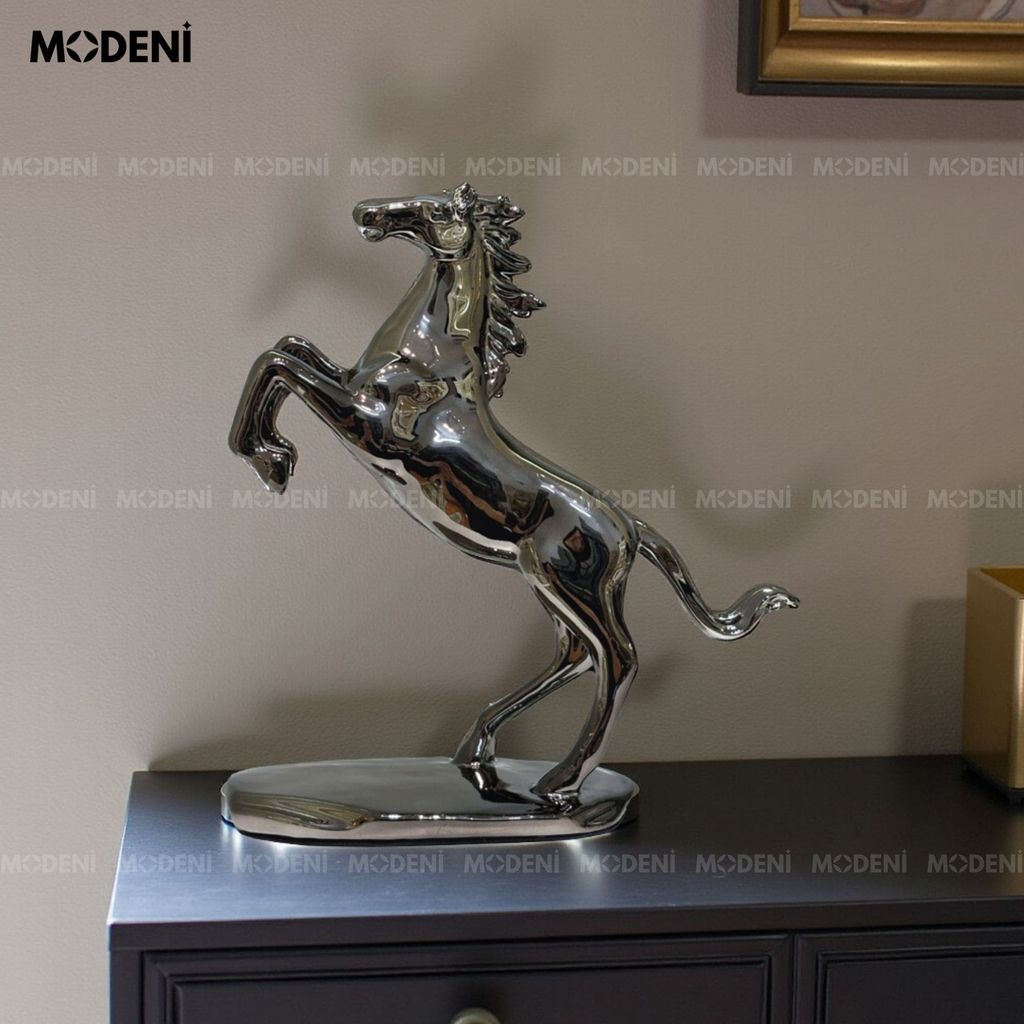 Tượng Trang Trí Ngựa Đứng Valios Black – Decor Mạ Kim Bóng – Tạo Điểm Nhấn Quyền Lực Cho Không Gian
