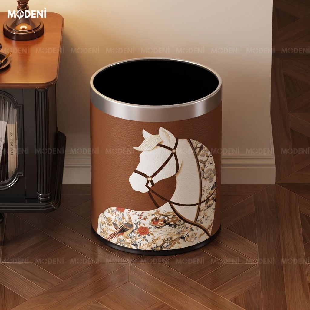 Thùng Rác Decor Cavallo Kim Loại Phối Da Cao Cấp Nghệ Thuật Hoàng Gia Nổi Bật Bức Họa Bạch Mã Khung Gold Cho Không Gian Làm Việc