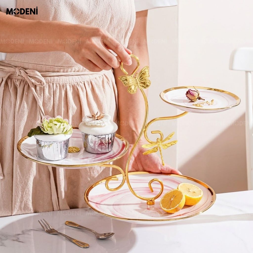 Khay 3 Tầng Papillon Hồng Kim Loại Phối Sứ Phong Cách Châu Âu Khung Mạ Vàng Đính Bướm Cho Bàn Tiệc Trà