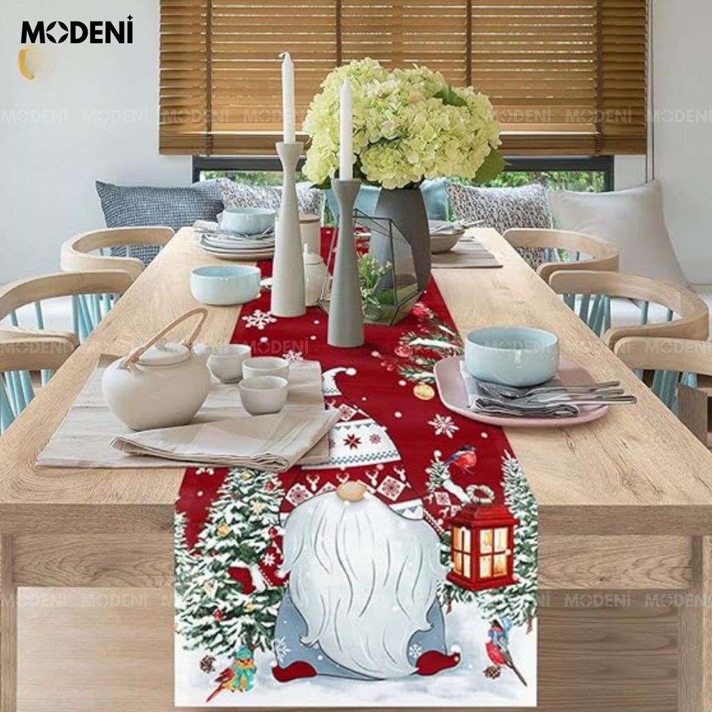 Khăn Table Runner Christmas Mr.Claus Red – Santa & Forest Scene, Dài 3m, Decor Giáng Sinh Ấm Cúng