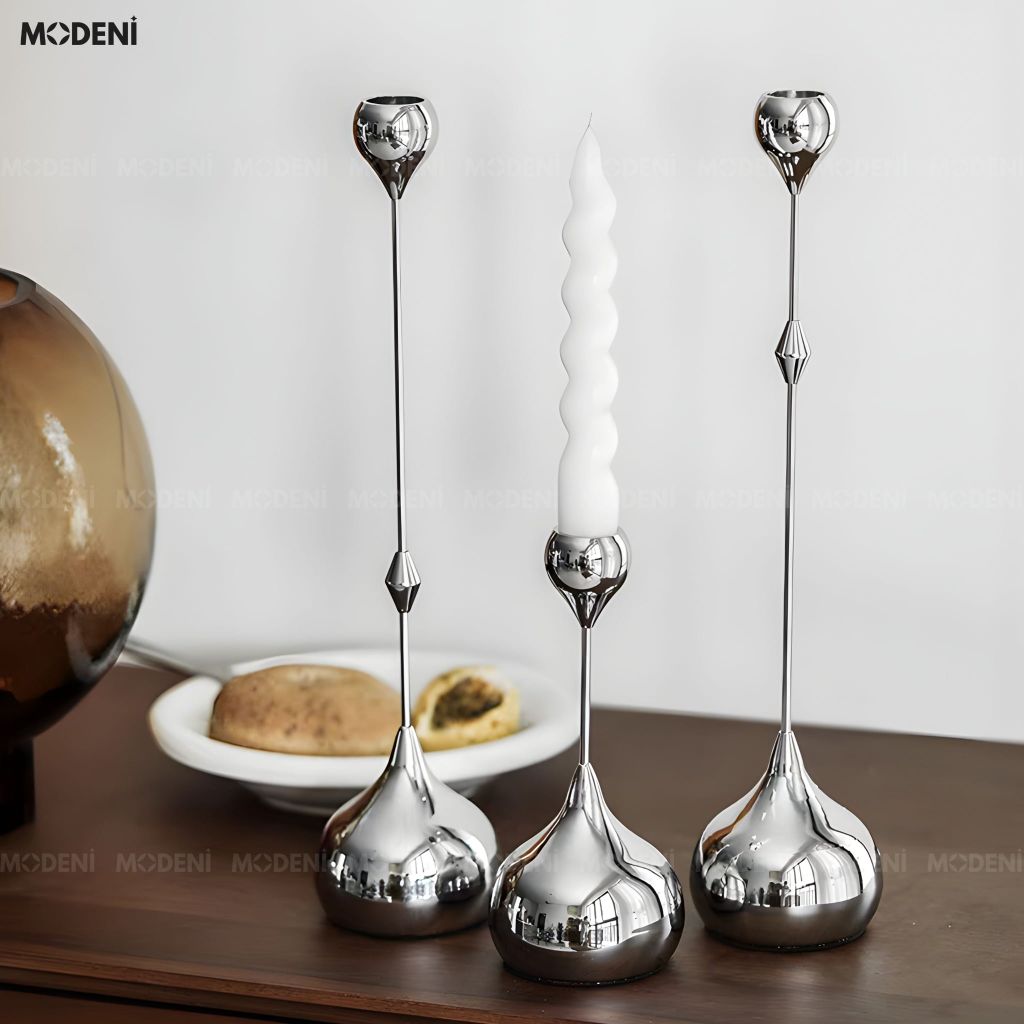 Set 3 Chân Nến Kim Loại Yusla Silver – Chân Nến Trang Trí Cao Cấp – Tôn Vẻ Đẹp Không Gian Hiện Đại – Decor Phòng Khách & Bàn Sofa