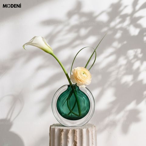  Lọ Hoa Thủy Tinh Mila Màu Xanh Lục – Decor Nghệ Thuật Độc Đáo – Dáng Tròn 14x14cm Cho Bàn Sofa Sang Trọng 