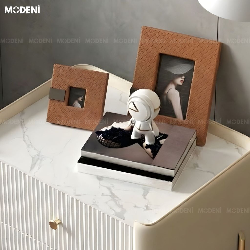 Set Khung Ảnh Aldo Da Phối Kim Loại Cao Cấp Cho Không Gian Decor Hiện Đại