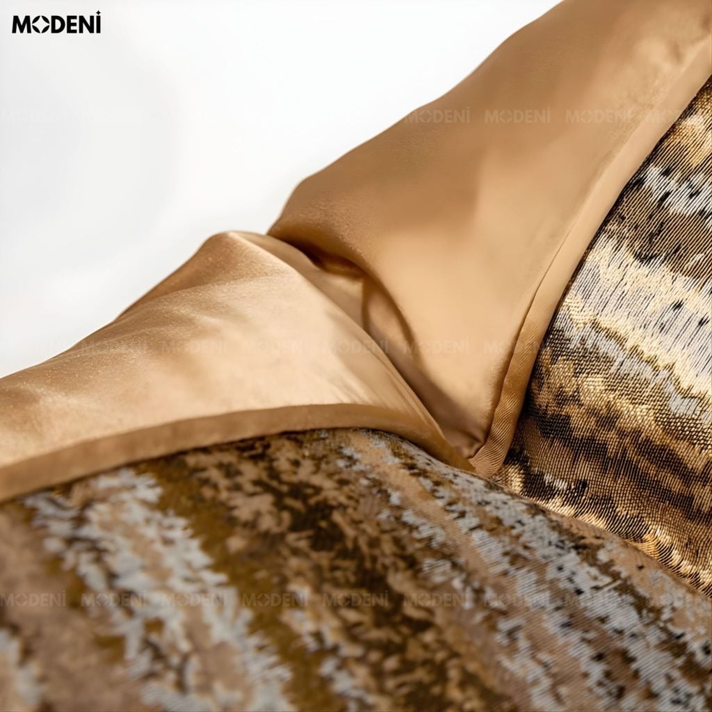 Vỏ Gối Sofa Waveform – Vải Jackquard Phối Nhung Họa Tiết Sọc Loang Ánh Kim May Dập Nổi Hiện Đại