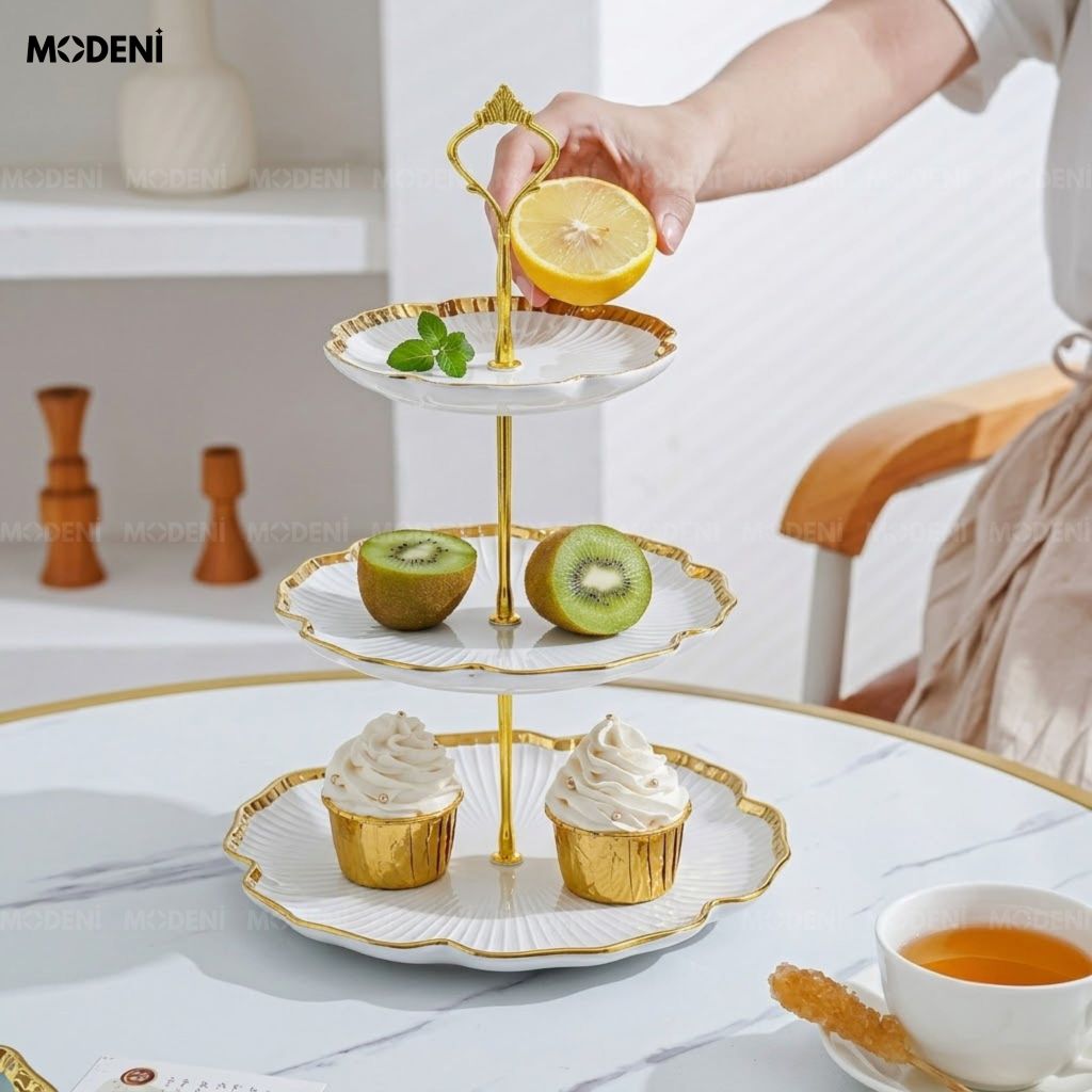 Khay 3 Tầng Magnolia Sứ Trắng Khung Mạ Gold Sang Trọng Viền Tạo Hình Cánh Hoa Cho Quà Tặng Tân Gia