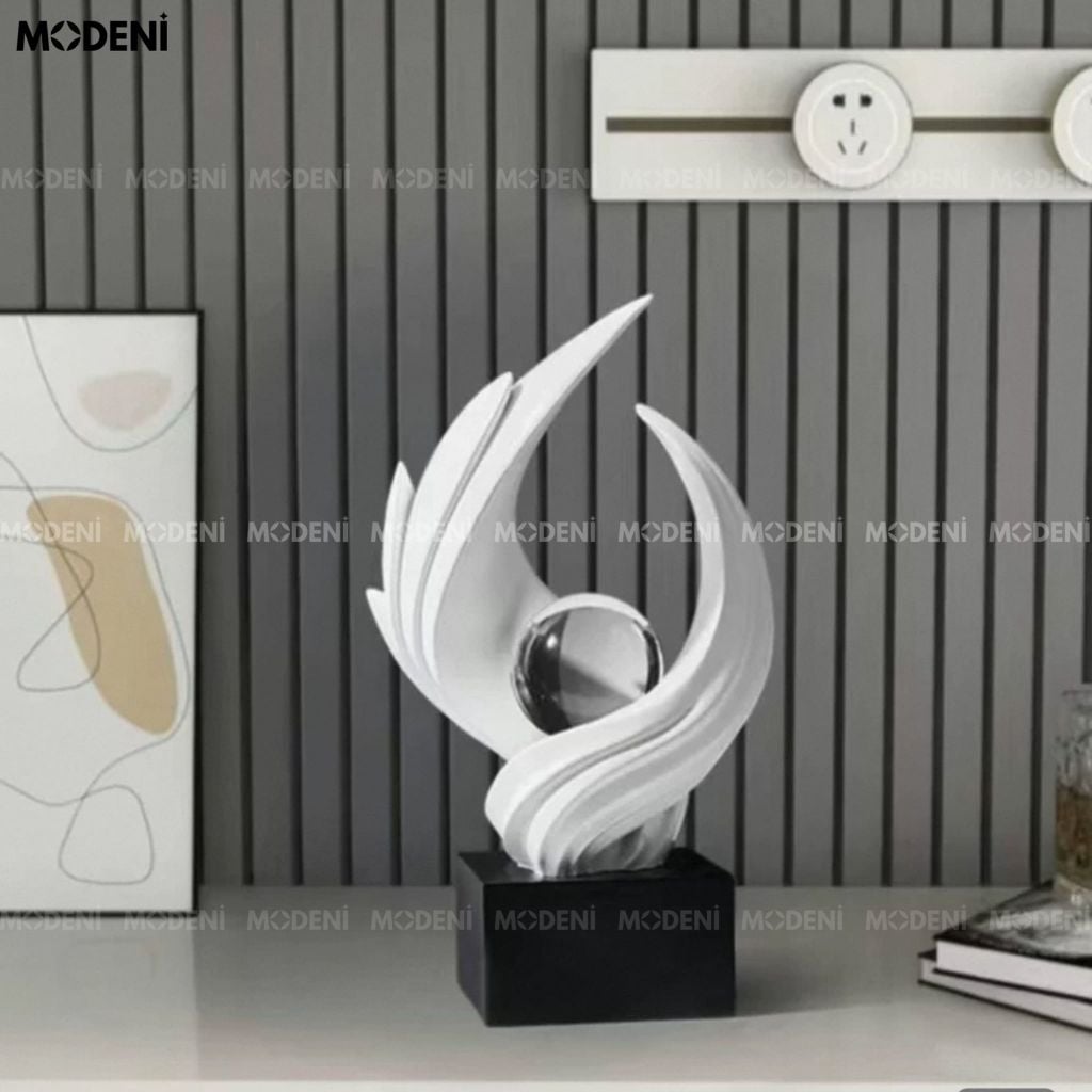 Tượng Trang Trí Aurel white - Resin cao cấp trắng mờ biểu tượng ánh sáng và sự tinh khiết phối cầu thủy tinh trang trí phòng khách/kệ tủ