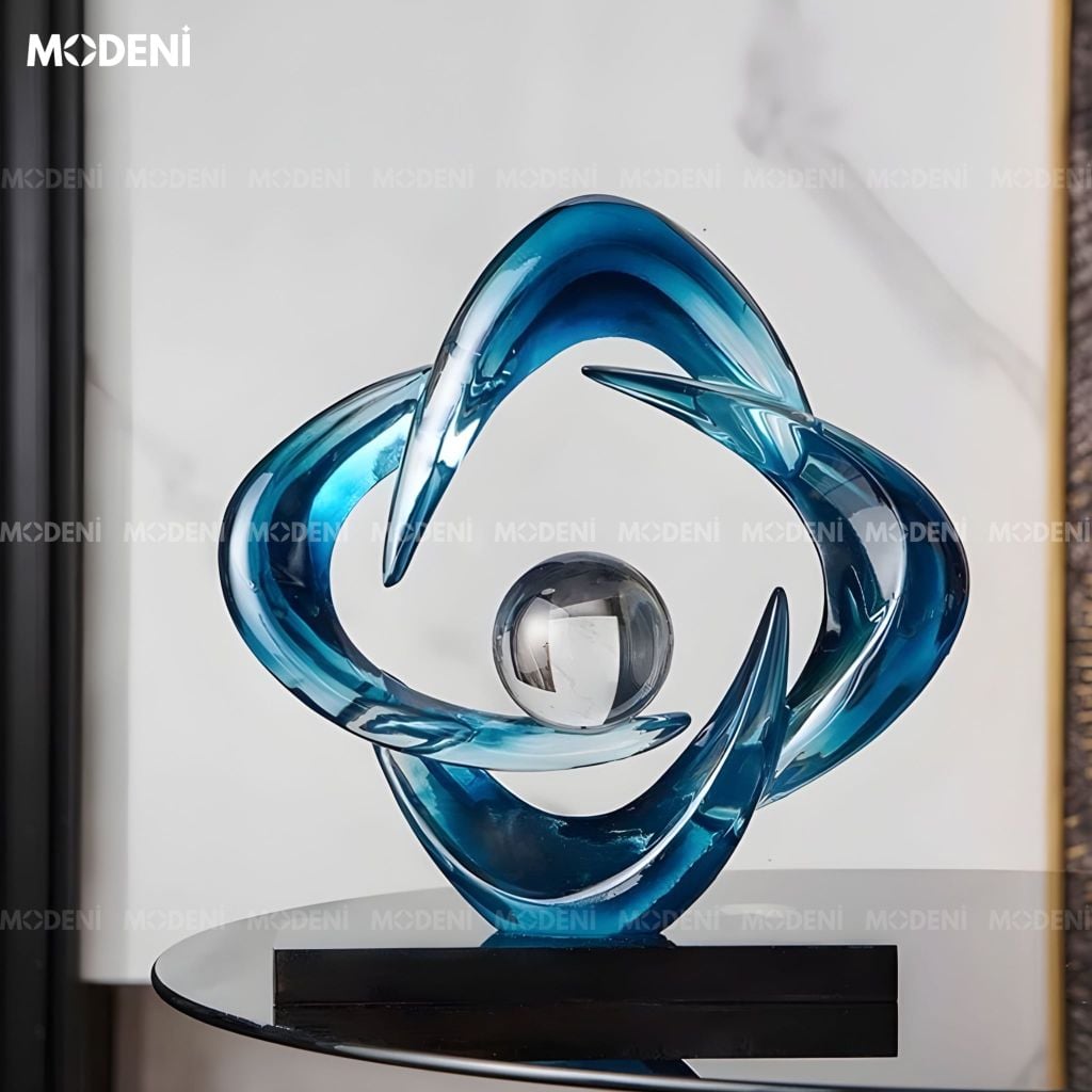 Tượng decor Cosmic Blue – Resin nghệ thuật phối cầu thủy  tinh, điểm nhấn sang trọng cho mọi không gian