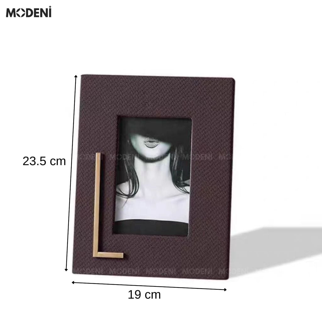 Set Khung Ảnh Deni Đen Đỏ Họa Tiết Vân Da Đà Điểu Phối Kim Loại Cao Cấp Cho Bàn Console Hiện Đại Sang Trọng