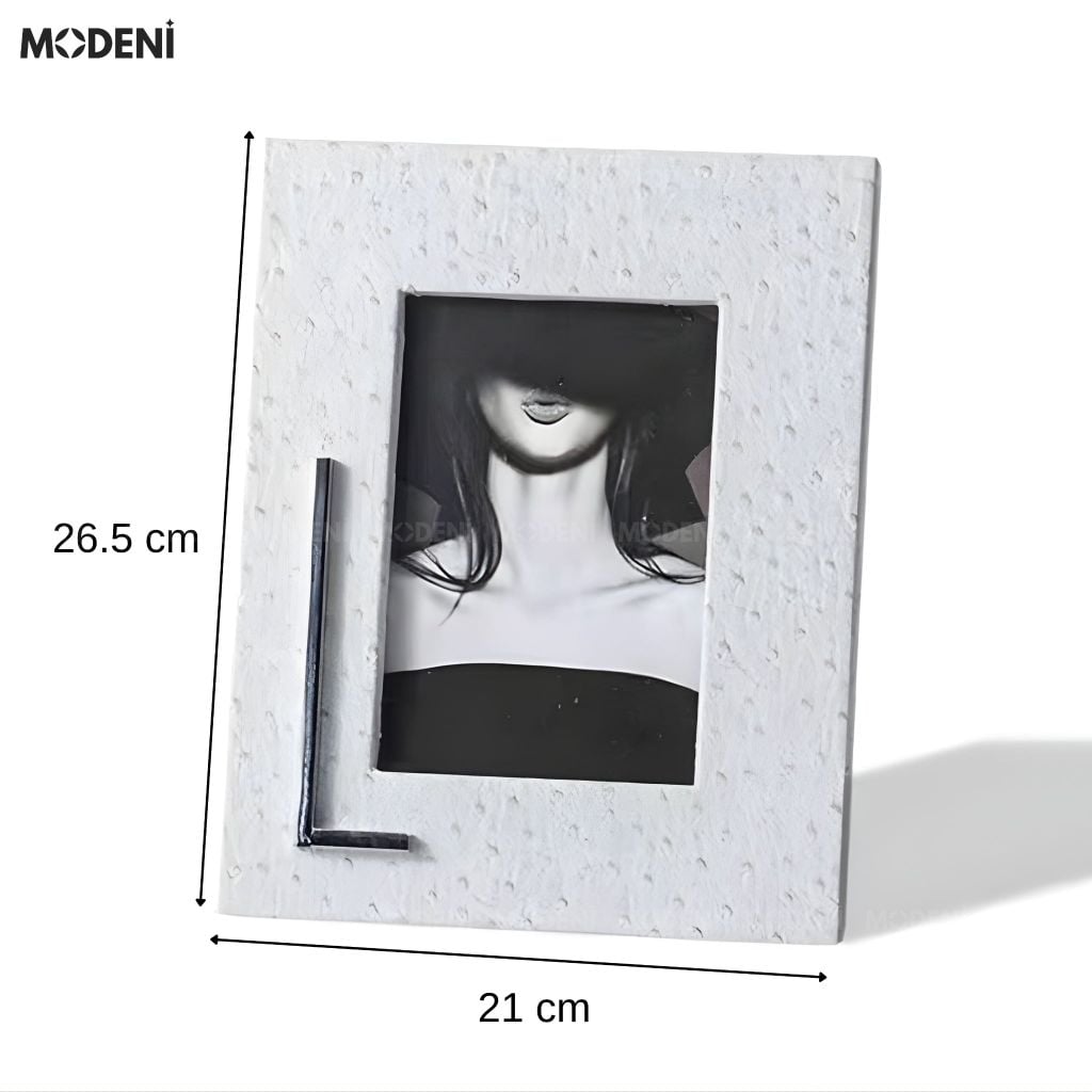 Set Khung Ảnh Deni Trắng Họa Tiết Vân Da Đà Điểu Phối Kim Loại Cao Cấp Cho Bàn Console Hiện Đại Sang Trọng