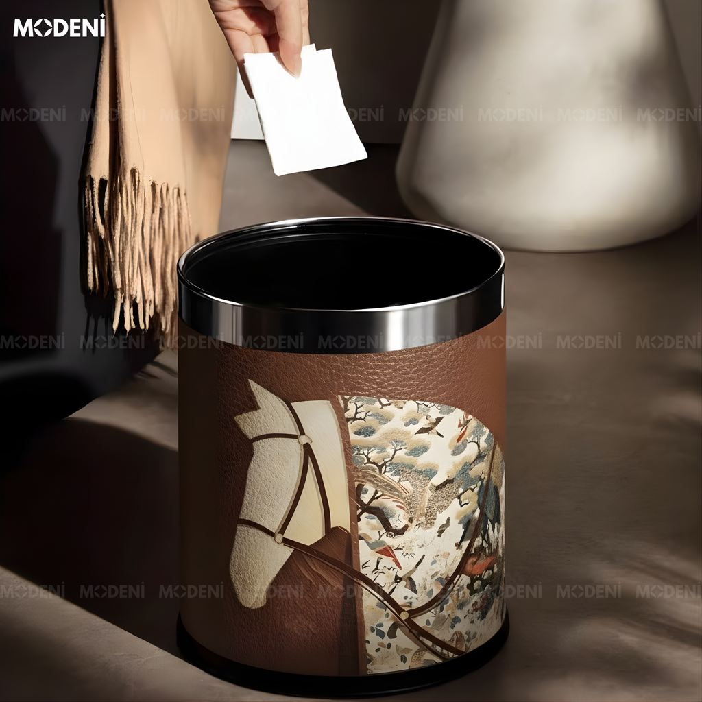 Thùng Rác Monolith Nâu Da Cao Cấp Viền Kim Loại Ánh Bạc Nghệ Thuật Cho Không Gian Sinh Hoạt Sang Trọng