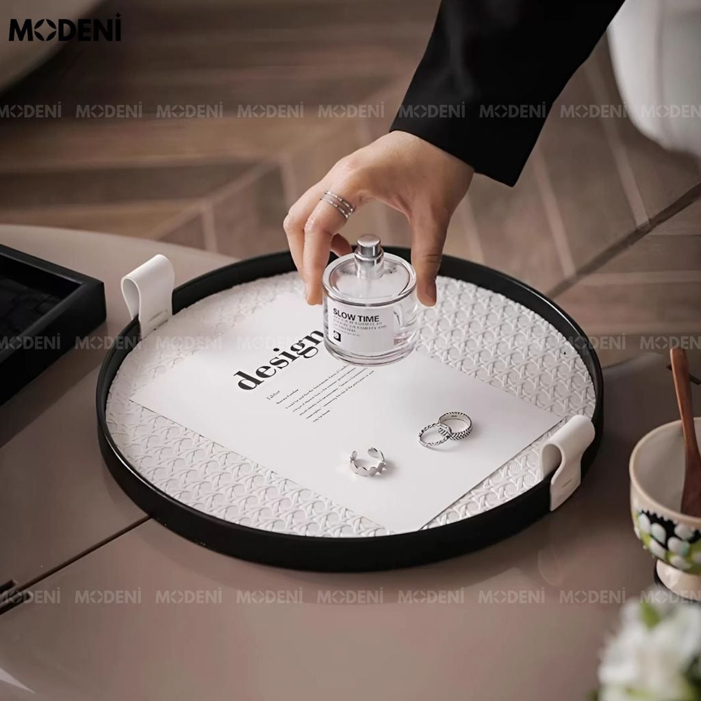 Khay Astrid Tròn Trắng – Decor Nhẹ Nhàng Hiện Đại – Mặt Da Vân Nghệ Thuật, Phù Hợp Bàn Sofa, Kệ Tủ, Bàn Trang Điểm Sang Trọng