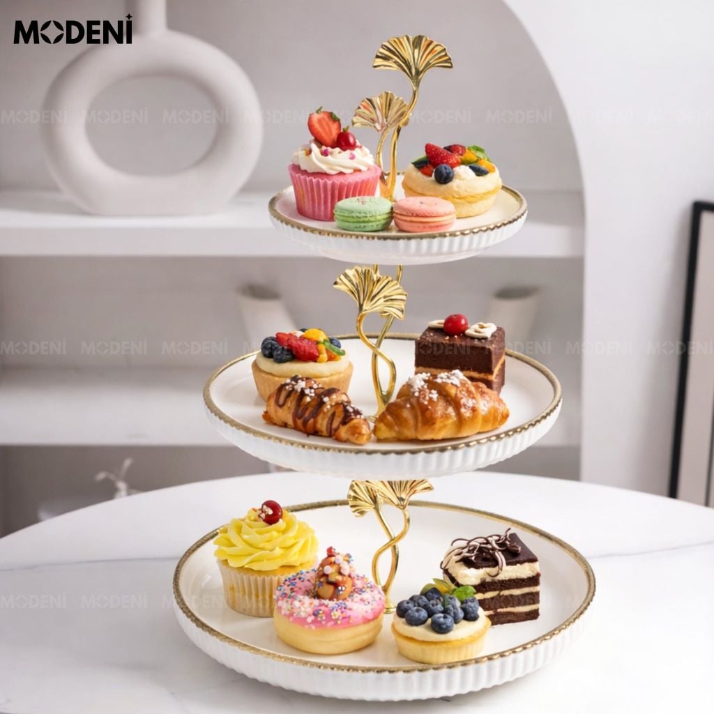 Khay Đựng Trái Cây Lyly Gốm Sứ Phủ Men Trắng Ngọc Họa Tiết Viền Mạ Vàng Cho Bàn Ăn Hiện Đại