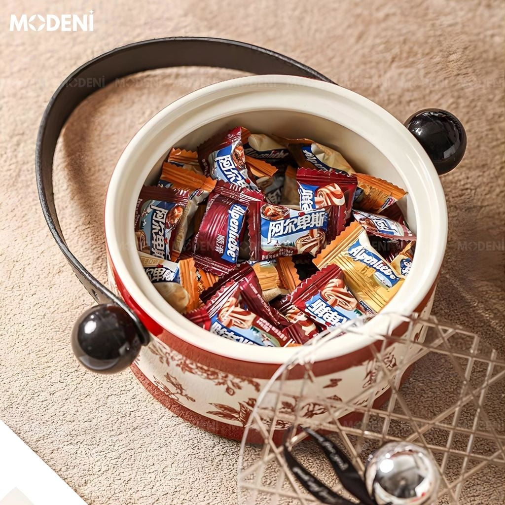 Lọ Đựng Trái Cây Blossom Vải Họa Tiết Bướm Đỏ Phối Gốm Sứ Cao Cấp Kèm Nắp Thủy Tinh Cho Bàn Ăn Hiện Đại