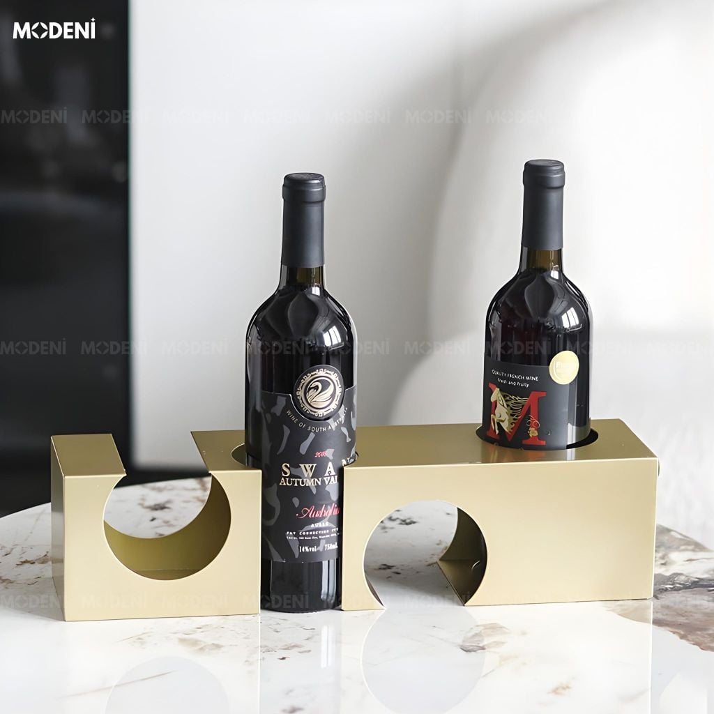 Kệ Rượu Prist Gold Kim Loại Nguyên Khối Ánh Kim 4 Tầng  Cho Không Gian Decor Hiện Đại