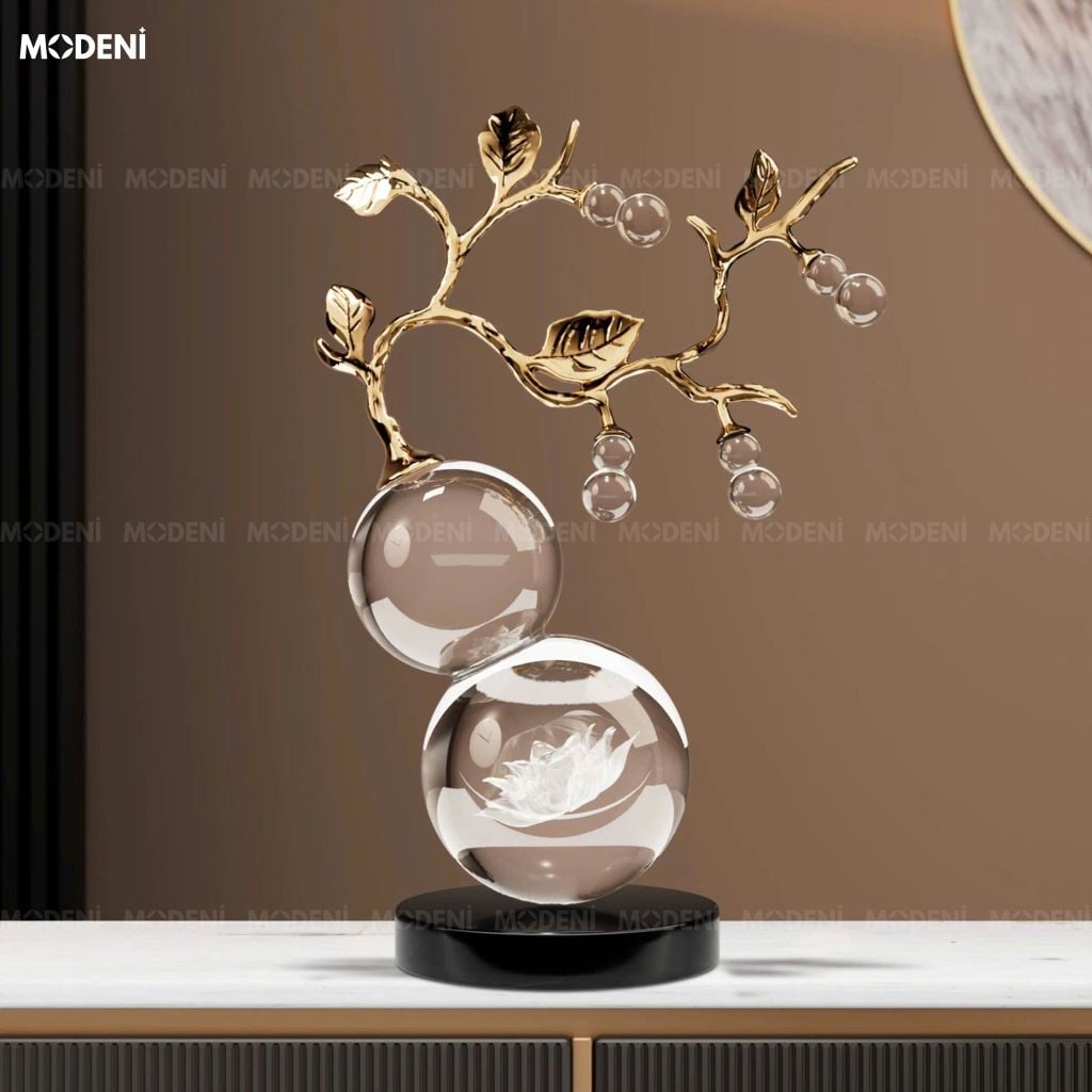 Tượng Trang Trí Motif THủy Tinh Pha Lê Phối Họa Tiết Crom Hoàn Thiện TInh Xảo Phù Hợp CHo Không Gian Decor Phòng Khách