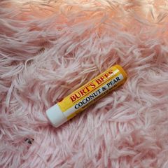 Son dưỡng không màu Burt's Bees Lip Balm