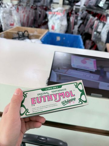 Kem Đánh Răng Euthymol Whitening Toothpaste Hồng 106g