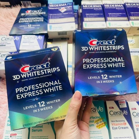 SET Dán trắng răng CREST PROFESSIONAL EXPRESS WHITE LEVELS 12 ( 18 Miếng )
