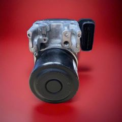 Cụm điều khiển phanh ABS Toyota Sienna đời 2007 - 2008. Hàng tháo xe zin mới 90% đặt Mỹ 18 ngày. Mã  133800-8500