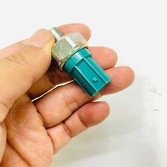 Cảm biến báo dầu 1 giắc Honda Accord CG, CM5, CR-V, Odyssey. Đời 1998 - 2011. Hàng OEM. Mã 28600RCL004