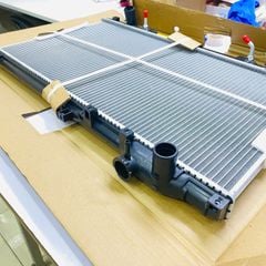 Két nước làm mát Lexus GS300 Đời 1993 - 1997. Hàng cao cấp. Mã 1640046270