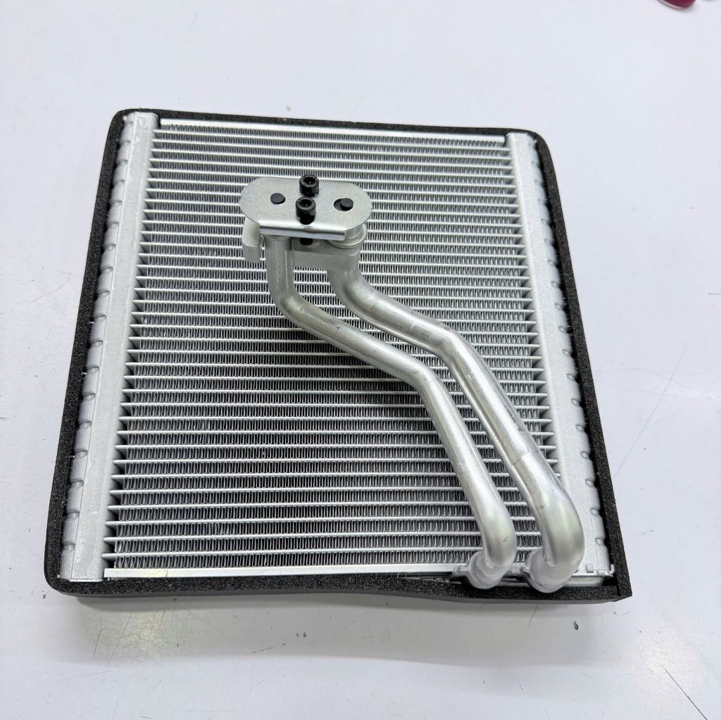 Dàn lạnh điều hòa VW Passat (B8) , Tiguan, Golf (MK7), Audi Q2, Q3, TT, Skoda, MQB, Kodiaq, Octavia, Superb. Đời 2012 - 2024. Hàng Behr. Mã 5Q1820105B, 5Q1816100, 5Q1820102