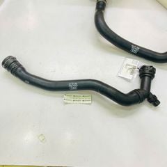 Ống nước két nước trên Audi Q5 máy 2.0T. Đời 2018 - 2024. Hàng Faw Audi China. Mã 80A122101BK