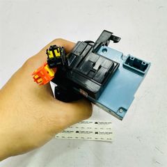 Cáp còi liền cảm biến góc lái (Cuộn kèn, Cuộn túi khí) Toyota Venza 2.7L (1AR-FE) / 3.5L V6 (2GR-FE), Prius đời 2009 - 2015. Hàng chuẩn OEM. Mã 843070T010, 8924500010, 8430747020