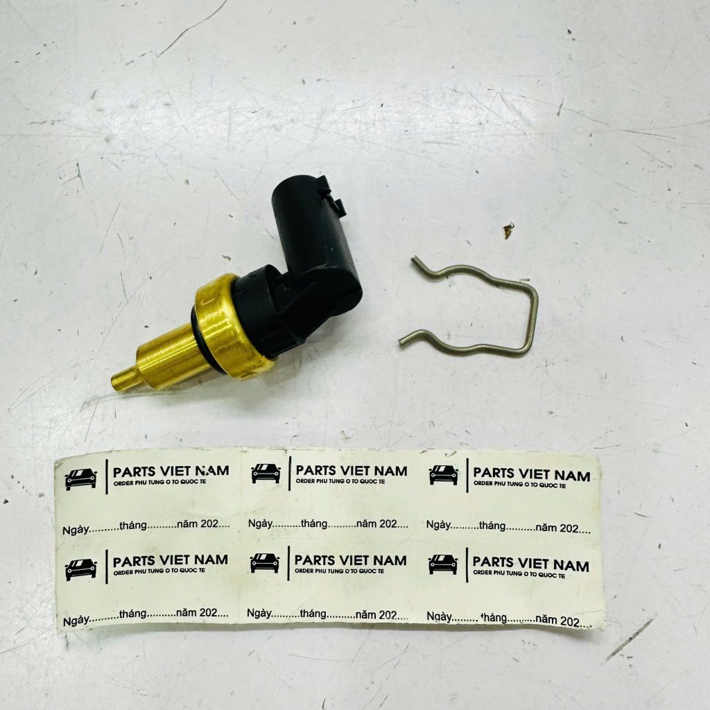 Cảm biến nhiệt độ nước làm mát động cơ Mercedes Benz, W203, W204. Hàng Đức. Mã 0005425118, 0999053800, 0009050700, 0148100002, TSE28