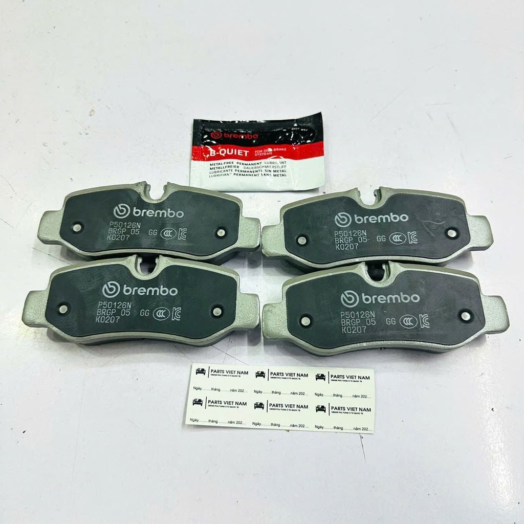 Má phanh trước Mercedes V-Class (W447) V220, V250, V300, Vito, EQV. Đời 2014 - 2020. Hàng Brembo Ceramic. Mã A4474206700, A4474200320
