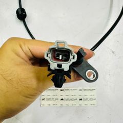 Cảm biến ABS sau (Trái/Phải) Toyota Fortuner ( GUN155, GUN165). Động cơ 1GRFE, 2TRFE. Đời 2015 - 2023. Hàng cao cấp. Mã Trái 895460K300, Phải 895450K300