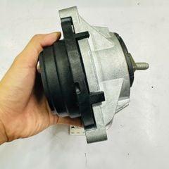 Chân máy trái BMW Series 1, 2, 3, 4 (F20, F21) 118d, 125d, (F22, F87) 220d, (F30, F31, F34 GT, F80) 316d, 318d, 320d, 325d, 316i, 320i, 328i, 330i, (F32, F33, F36, F82) 420i, 428i. Đời 2011 - 2019. Hàng FREY. Mã 22116855456