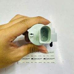 Mô tơ bơm nước rửa kính Mercedes C-Class (W205) C200, C250, C300, E-Class (W213) E200, E250, E300, GLC (X253) GLC200, GLC250, GLC300, G-Class (W463) G500, G63 AMG. Đời 2014 - 2023. Hàng xịn. Mã A205866000