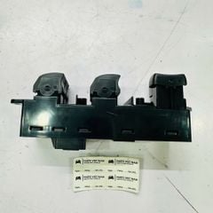 Công tắc nâng hạ kính tổng dùng cho xe Mitsubishi Outlander. Đời 2018 - 2024. Hàng China. Mã 8608A416, 8608A562