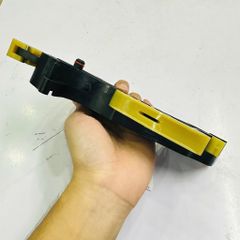 Thanh dẫn hướng tăng xích cam Mercedes-Benz C-Class (W203, W204), CLC-Class (CL203), CLK (C209), E-Class (W211, W212), SLK (R171, R172), Sprinter. Động cơ M271. Đời 2002 - 2018. Hàng Frey. Mã A2710300963, A2710300963, A2710300563