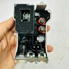 Điện trở quạt gió điều hòa (Trở quạt) Mercedes E-Class W211, S211 (E200, E220, E230, E240, E270, E280, E320). Đời 1998 - 2009. Hàng Hella. Mã A2308216351, A1638200597, A2308210251, A2308216451
